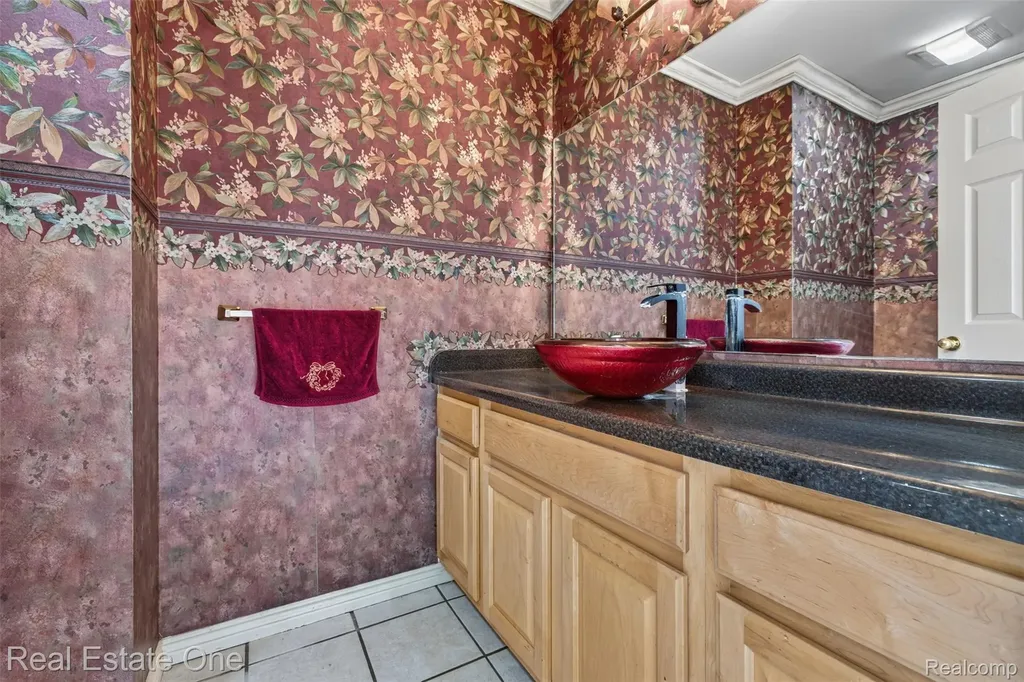 510 Boulder Lake Drive Oxford Charter Township MI 48371