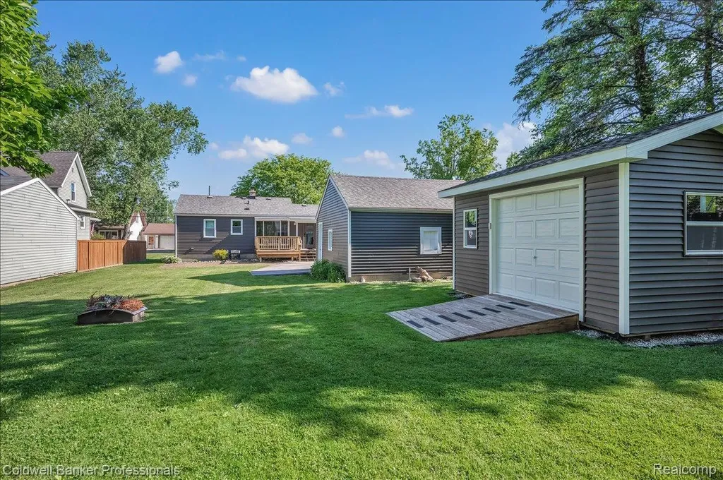 507 W Fitzgerald Street Durand City MI 48429
