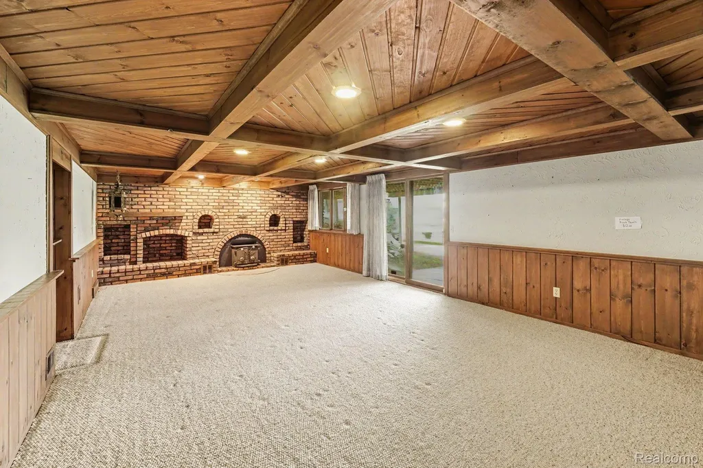 10391 Hills Lane Drive Atlas Township MI 48438