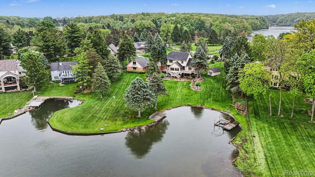 10391 Hills Lane Drive Atlas Township MI 48438