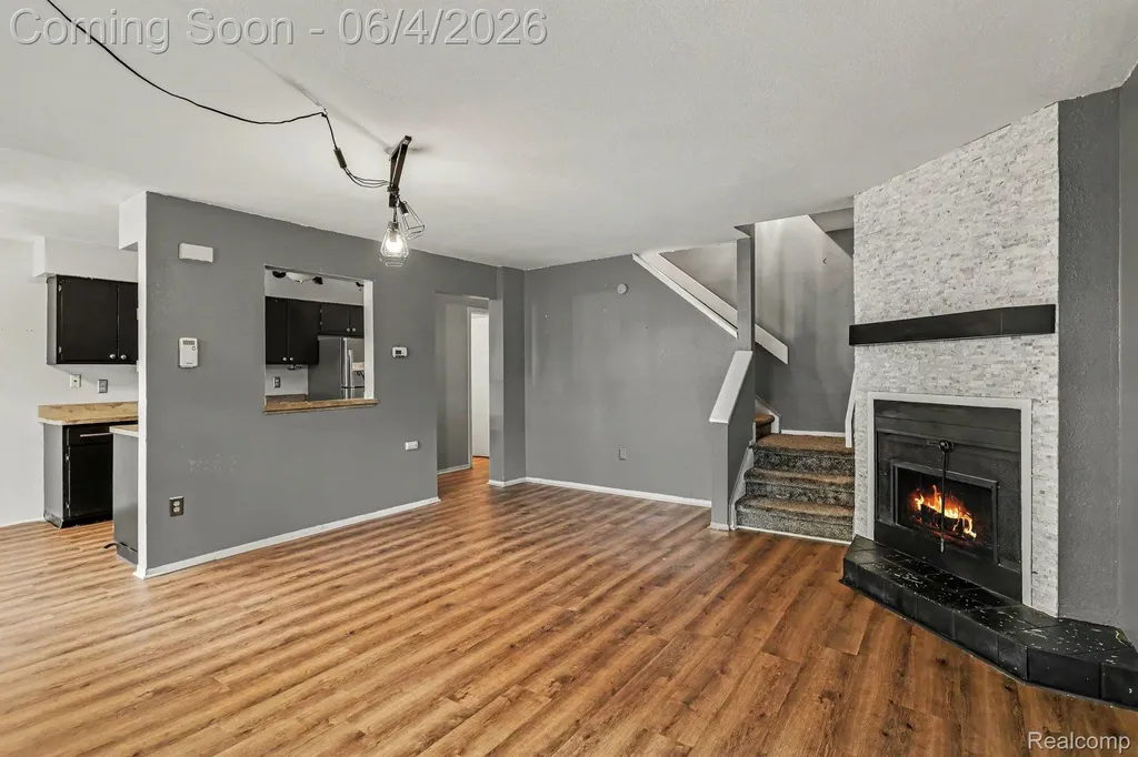 24831 Cashmere Court Southfield City MI 48033