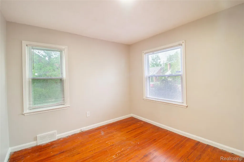 18217 Archdale Street Detroit City MI 48235