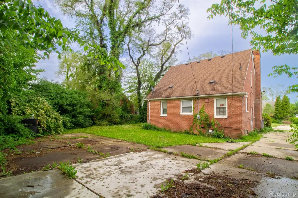 18217 Archdale Street Detroit City MI 48235