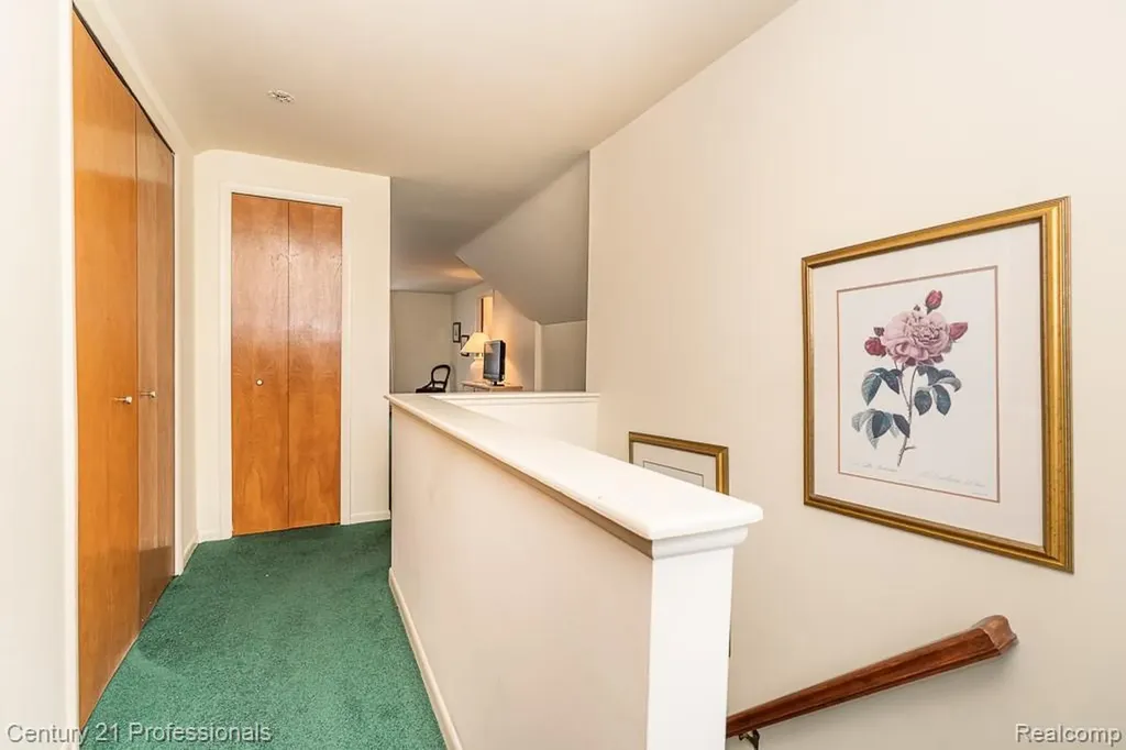 304 Highland Avenue Rochester City MI 48307