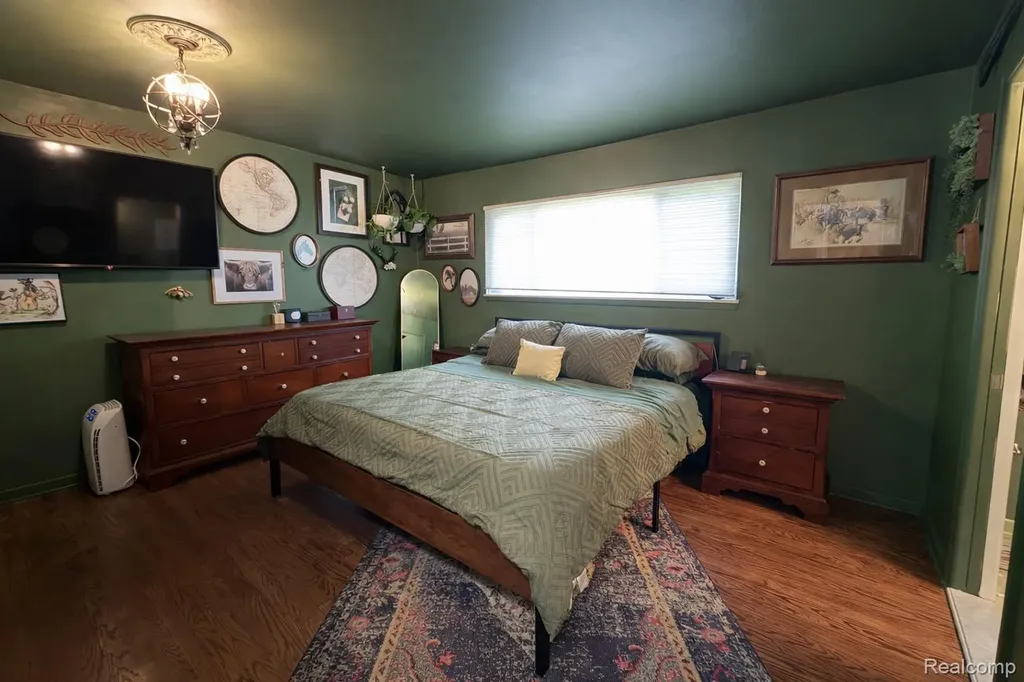 39540 Aynesley Street Clinton Charter Township MI 48038