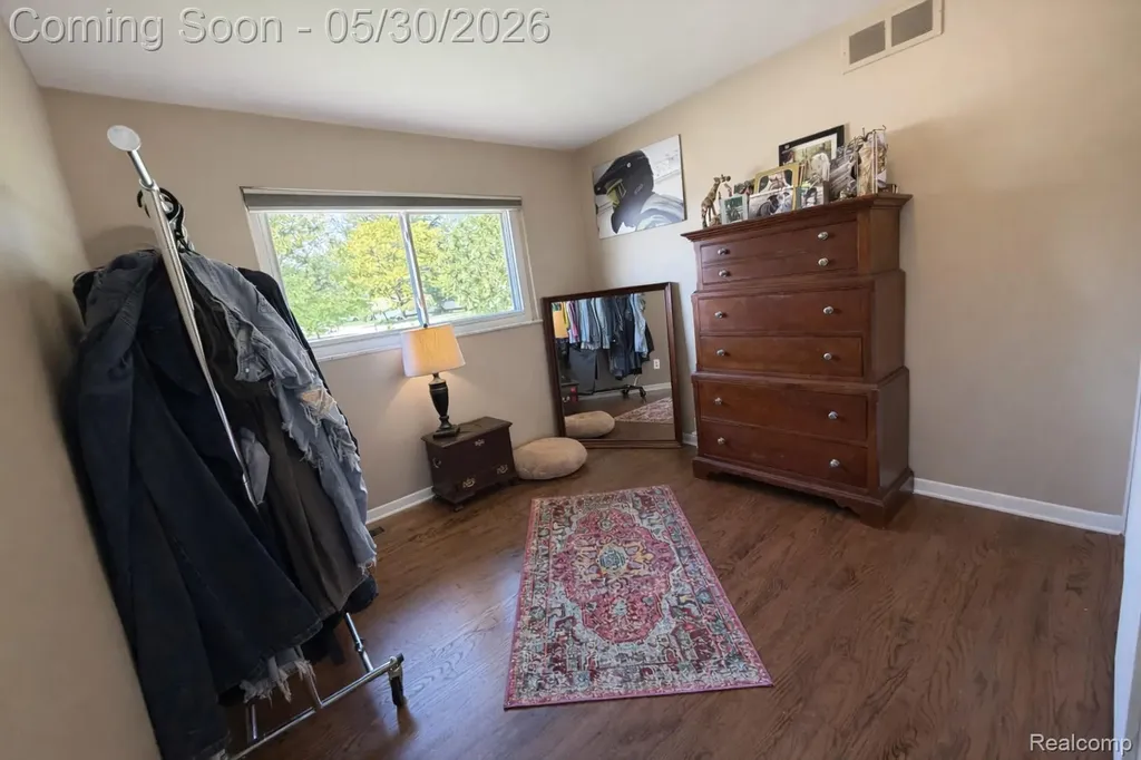 39540 Aynesley Street Clinton Charter Township MI 48038