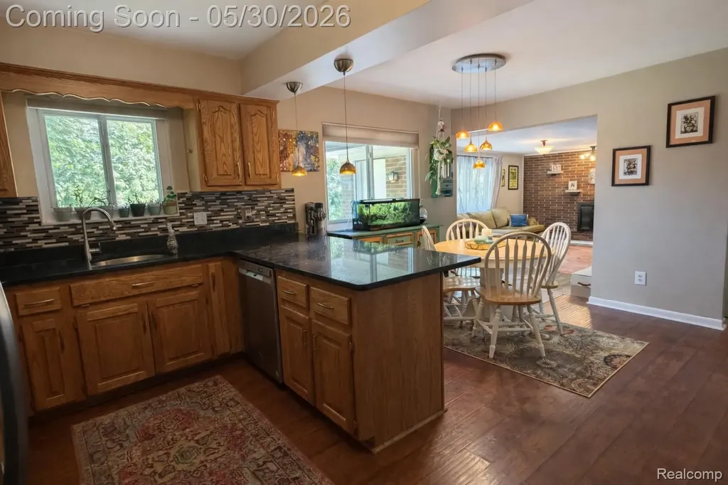 39540 Aynesley Street Clinton Charter Township MI 48038
