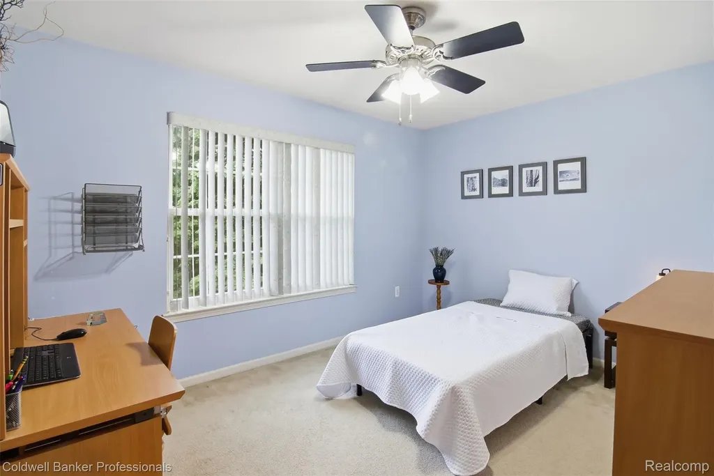 2891 Greenbrooke Lane West Bloomfield Charter Township MI 48324