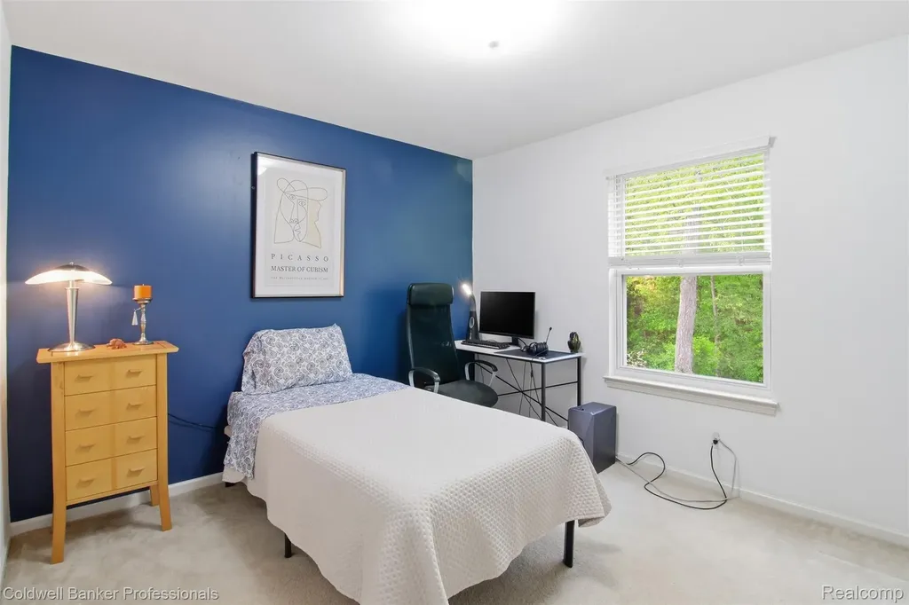 2891 Greenbrooke Lane West Bloomfield Charter Township MI 48324
