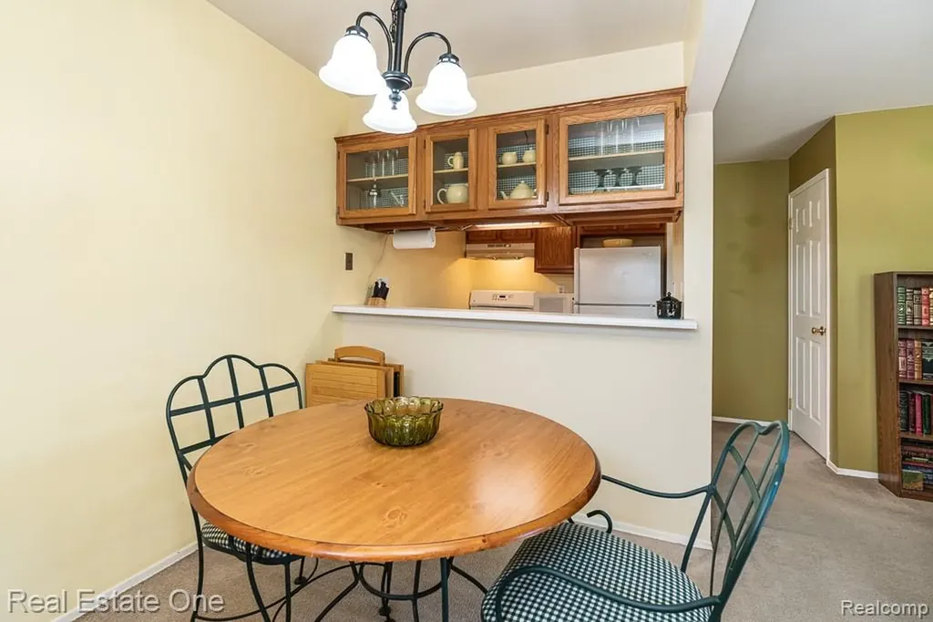35226 Tall Oaks Drive Sterling Heights City MI 48312