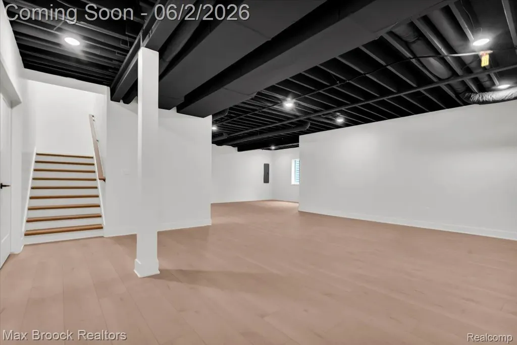 2444 Benjamin Avenue Royal Oak City MI 48073