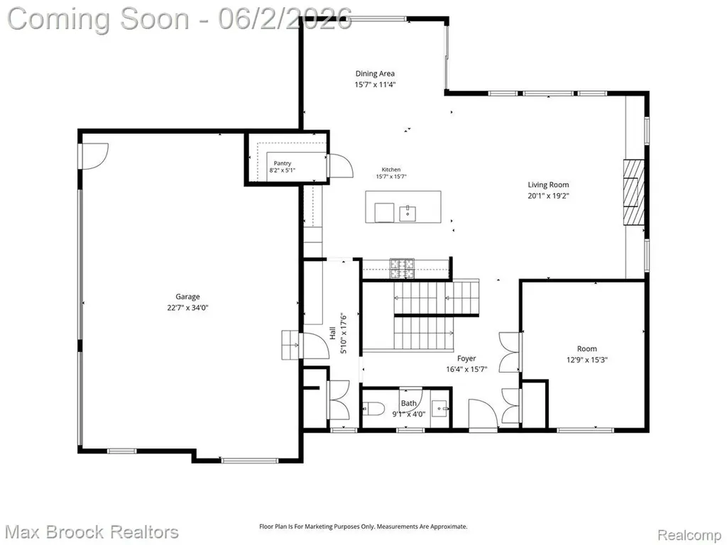 2444 Benjamin Avenue Royal Oak City MI 48073