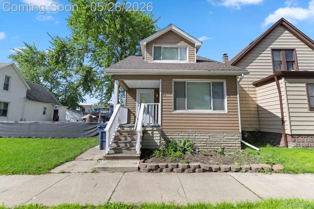 74 Pine Street River Rouge City MI 48218