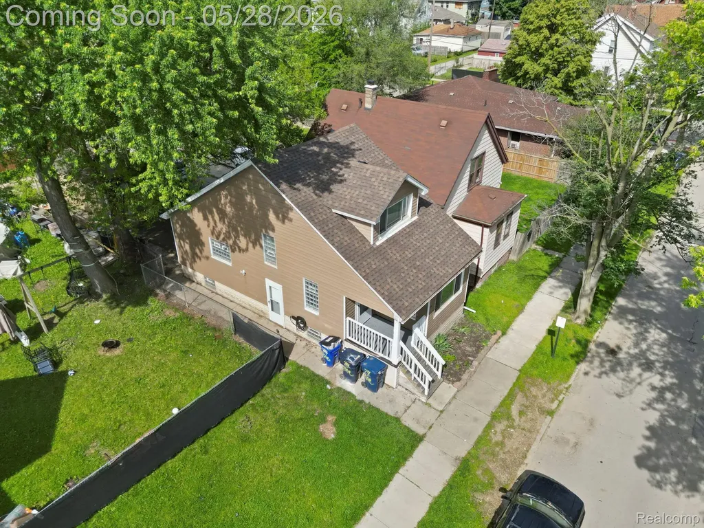74 Pine Street River Rouge City MI 48218