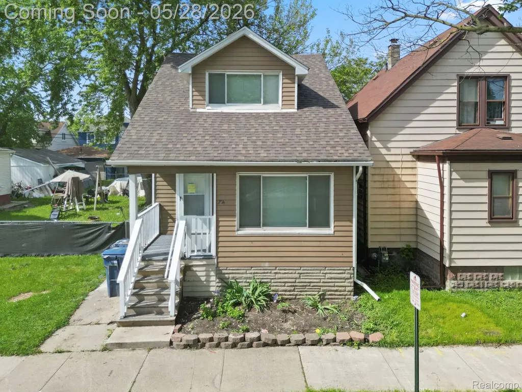 74 Pine Street River Rouge City MI 48218
