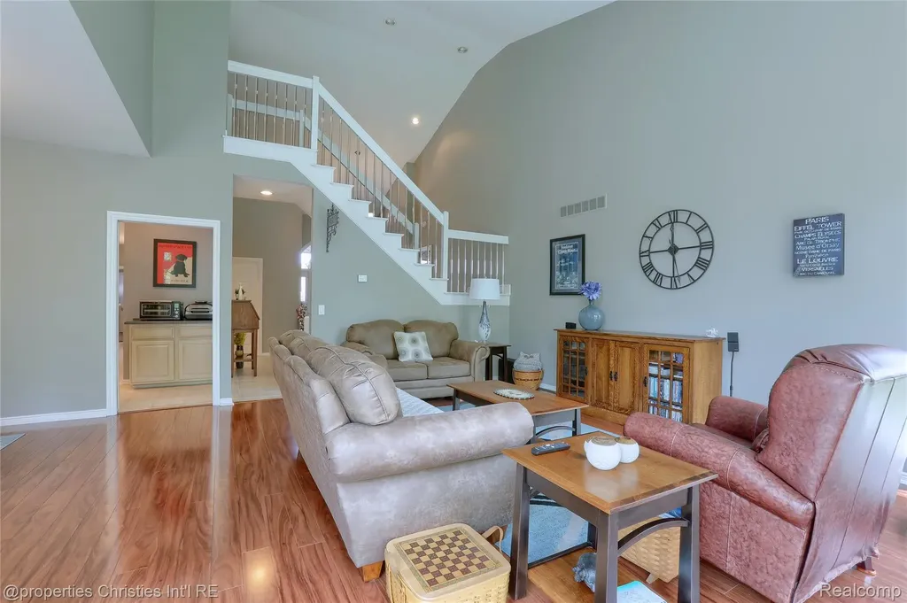 2200 Barberry Drive Shelby Charter Township MI 48316