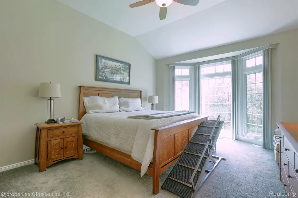 2200 Barberry Drive Shelby Charter Township MI 48316