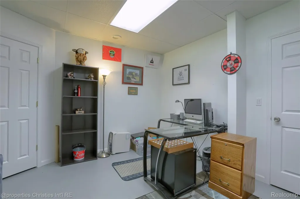 2200 Barberry Drive Shelby Charter Township MI 48316