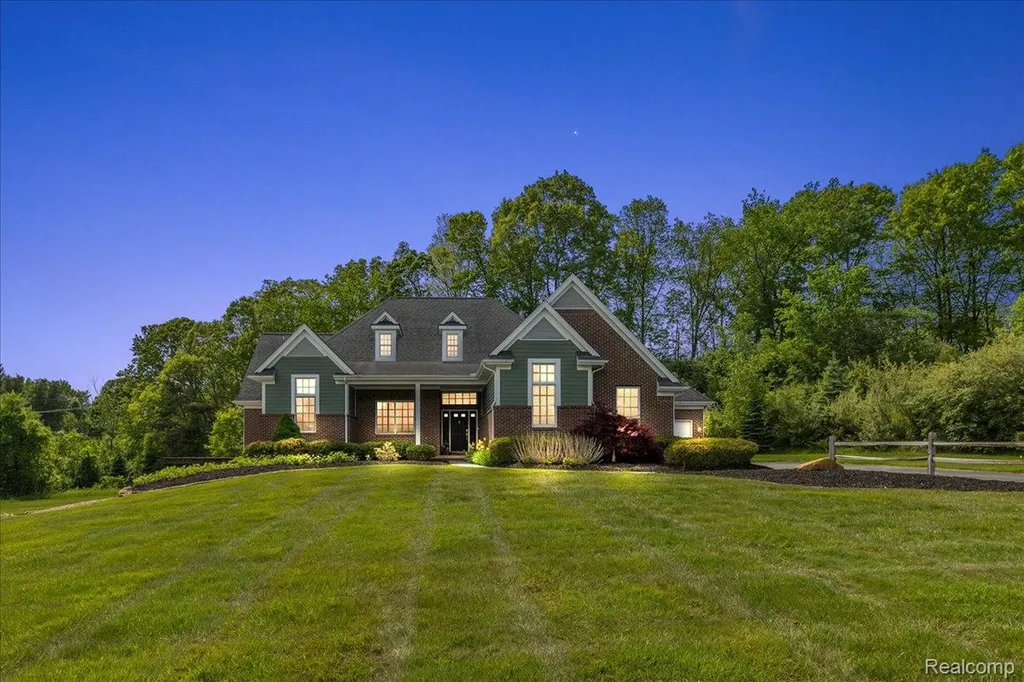 7707 Darcy Lane Independence Charter Township MI 48348