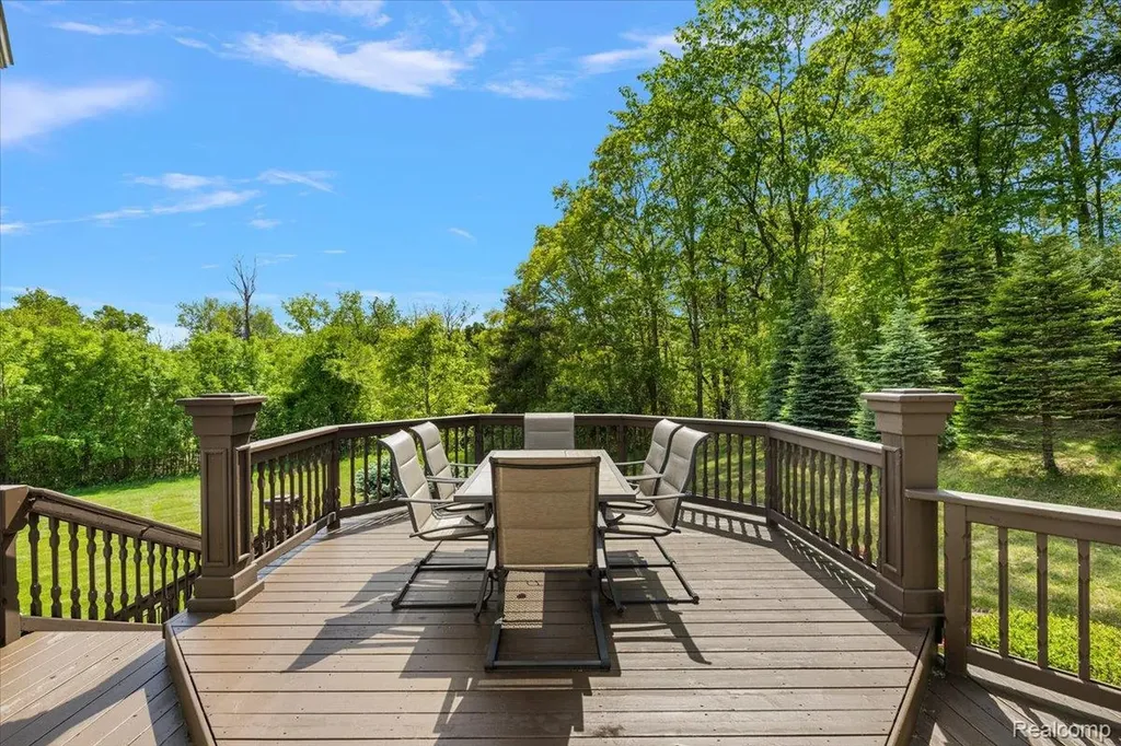 7707 Darcy Lane Independence Charter Township MI 48348