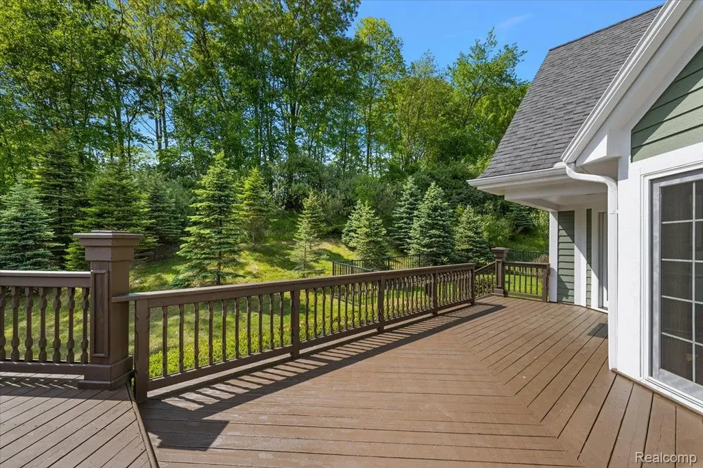 7707 Darcy Lane Independence Charter Township MI 48348