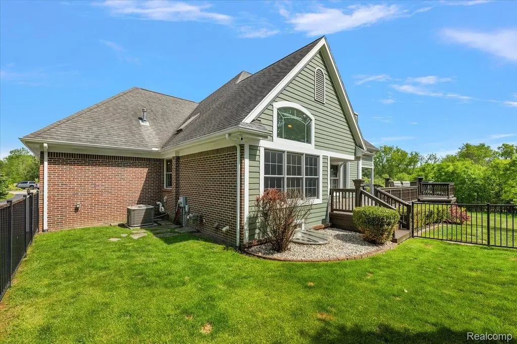 7707 Darcy Lane Independence Charter Township MI 48348