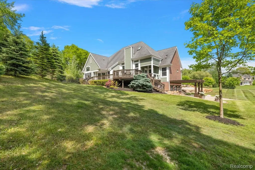 7707 Darcy Lane Independence Charter Township MI 48348