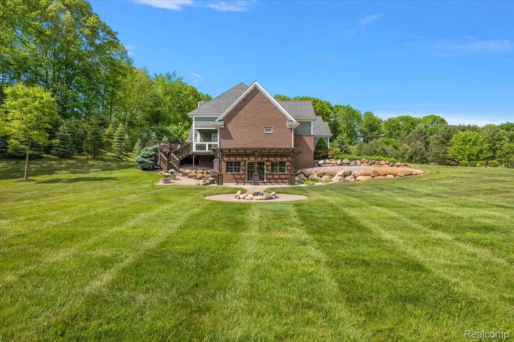 7707 Darcy Lane Independence Charter Township MI 48348