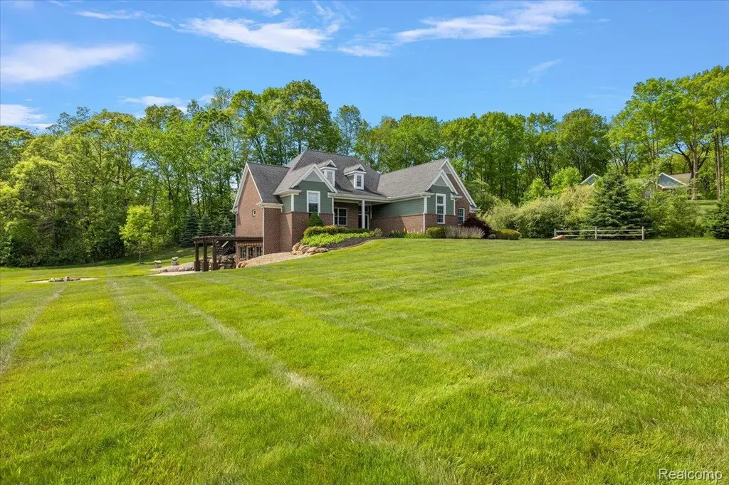 7707 Darcy Lane Independence Charter Township MI 48348