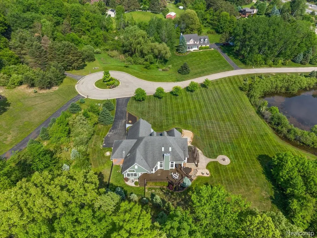 7707 Darcy Lane Independence Charter Township MI 48348