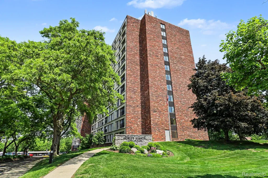 21800 Morley Avenue Dearborn City MI 48124