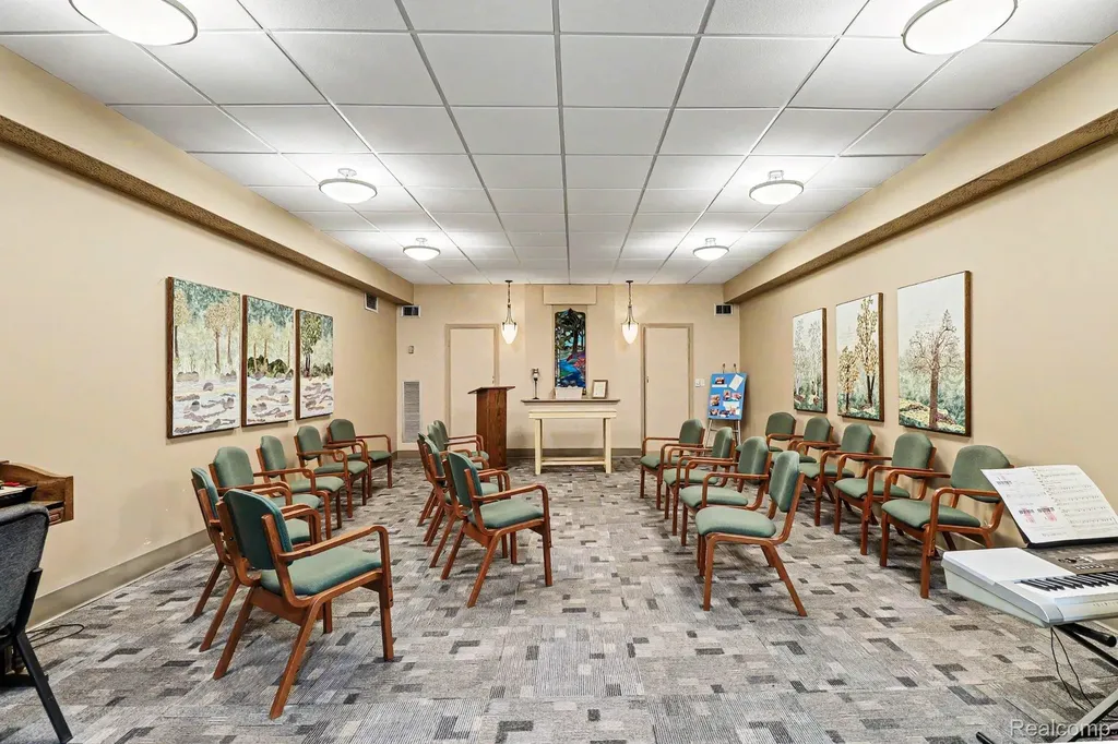 21800 Morley Avenue Dearborn City MI 48124