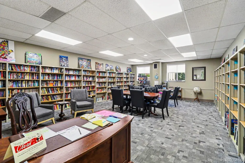 21800 Morley Avenue Dearborn City MI 48124
