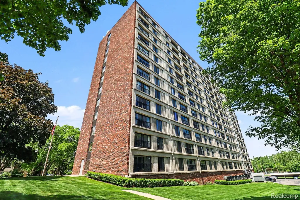 21800 Morley Avenue Dearborn City MI 48124