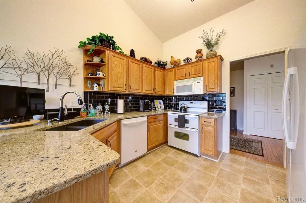 2577 Cleveland Way Canton Charter Township MI 48188