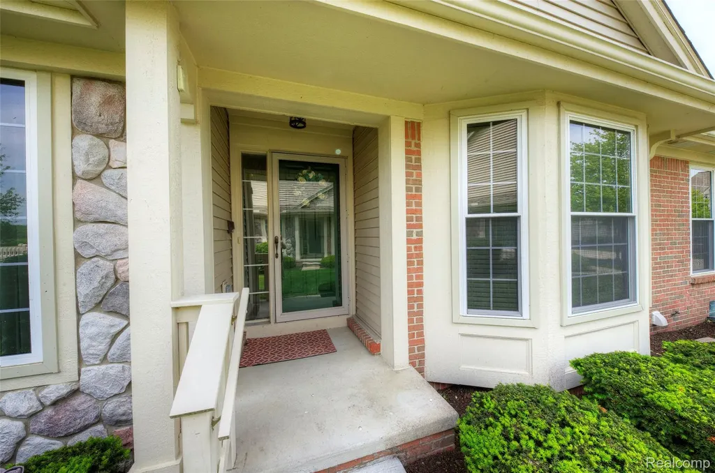2577 Cleveland Way Canton Charter Township MI 48188