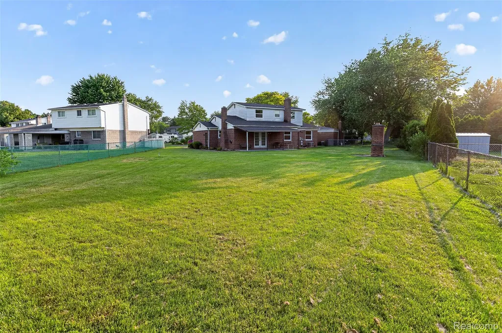25100 Melody Street Taylor City MI 48180