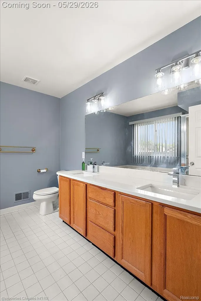 3210 Davenport Lane Rochester Hills City MI 48309
