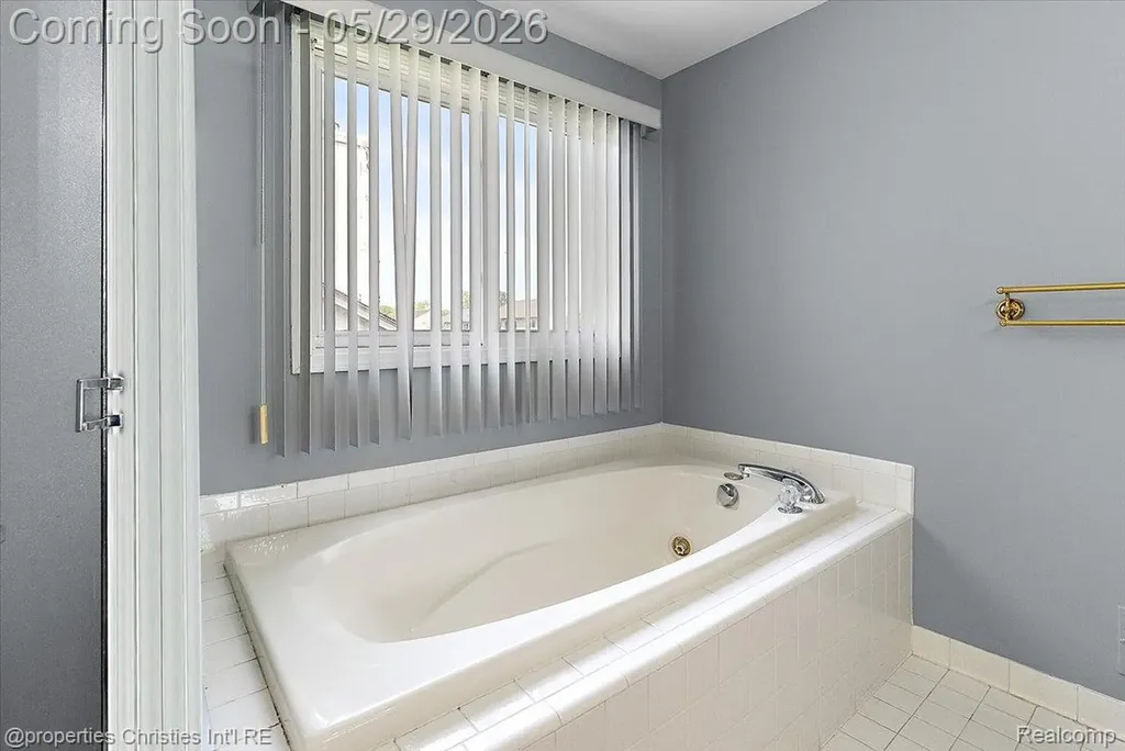 3210 Davenport Lane Rochester Hills City MI 48309