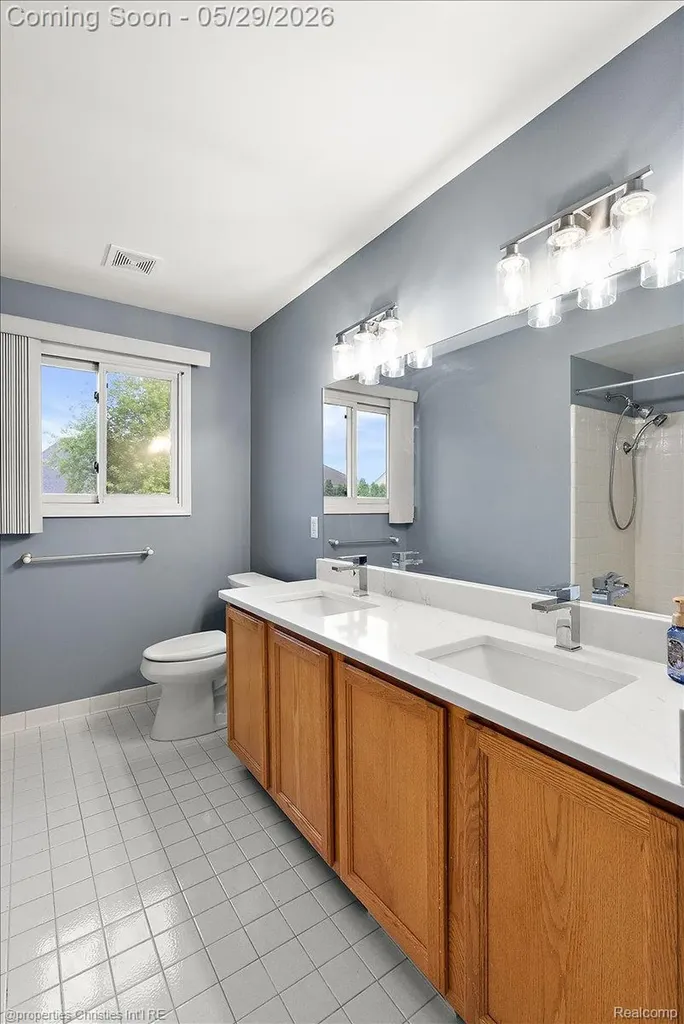 3210 Davenport Lane Rochester Hills City MI 48309