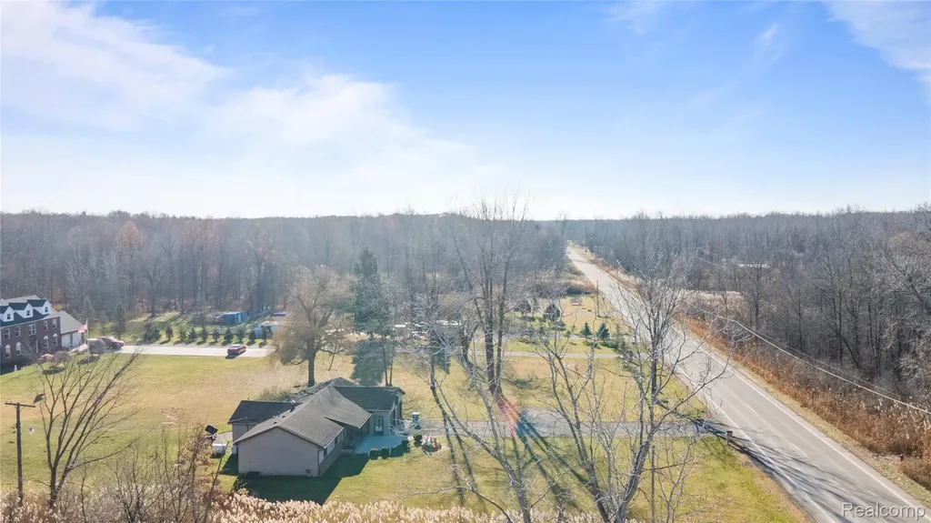 23901 Sumpter Road Belleville City MI 48111