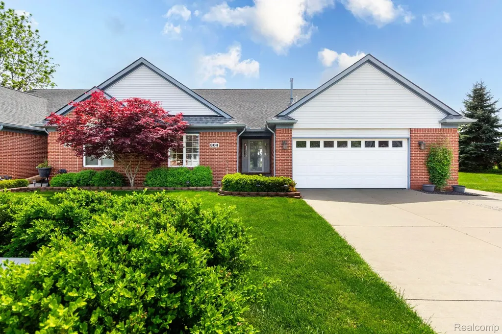 304 Heritage Way Clay Township MI 48001