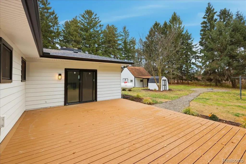 3643 Noble Road Addison Township MI 48370