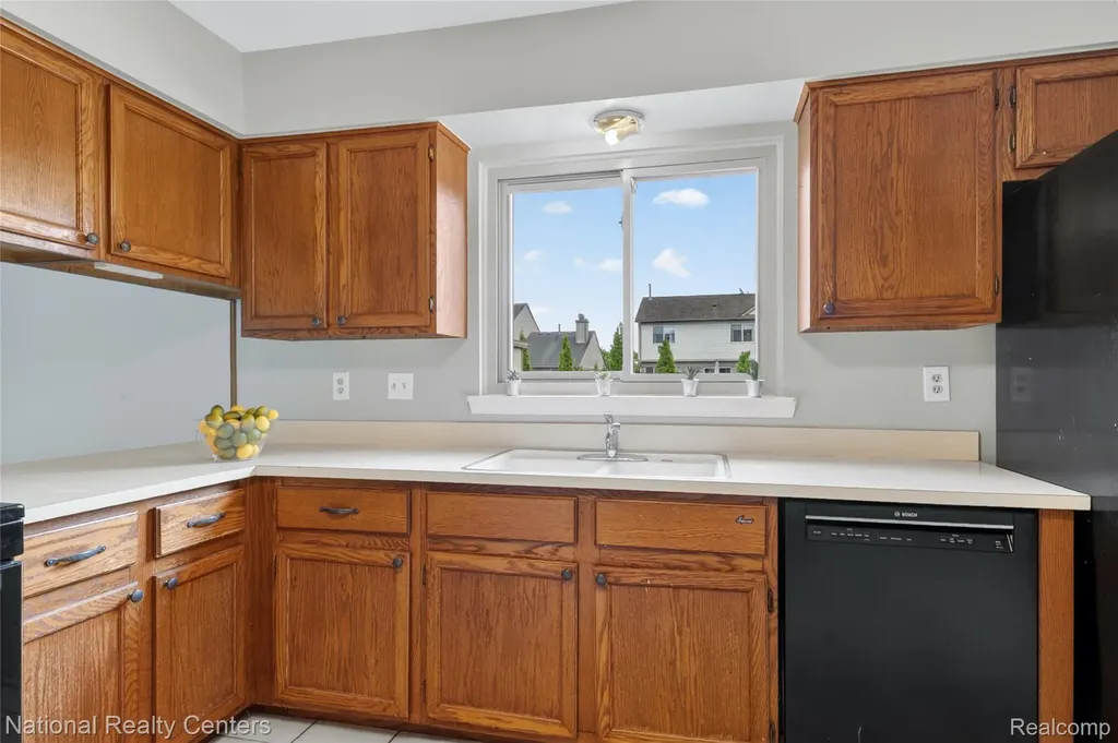 41531 Simcoe Drive Canton Charter Township MI 48188