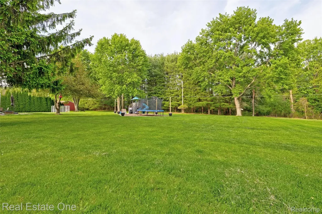 1574 Farnsworth Road Mayfield Township MI 48446