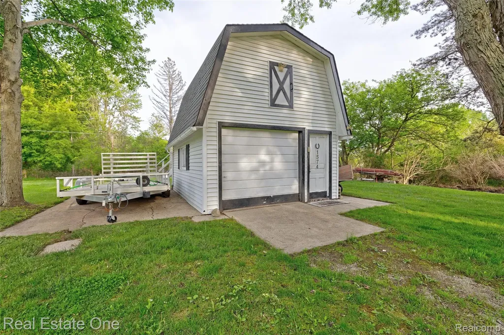 1574 Farnsworth Road Mayfield Township MI 48446