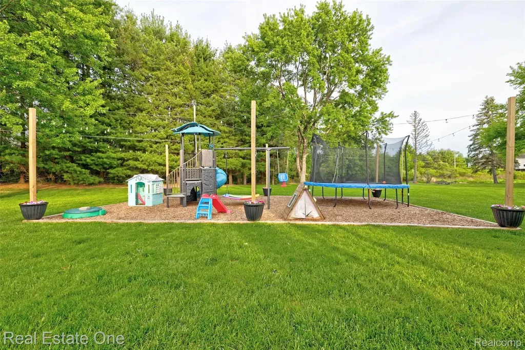 1574 Farnsworth Road Mayfield Township MI 48446