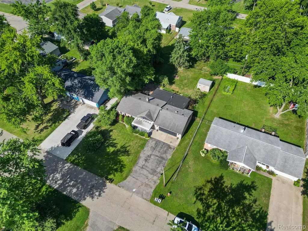 3557 Frankman Avenue Waterford Charter Township MI 48329