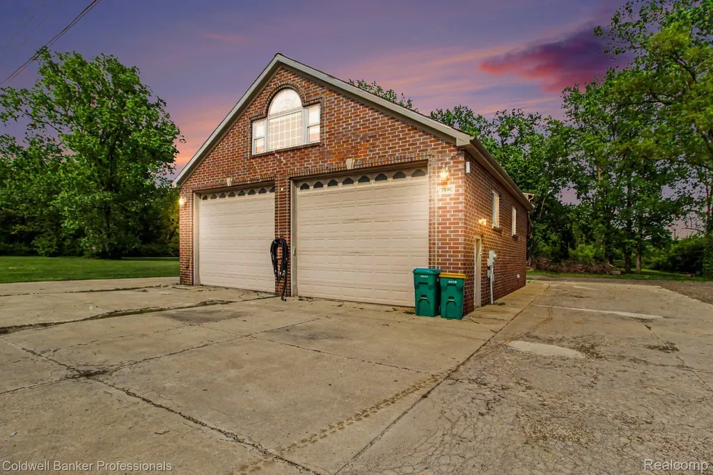 7891 Haggerty Road Van Buren Charter Township MI 48111