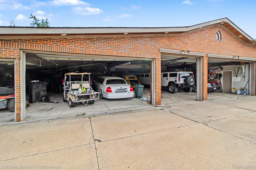 7891 Haggerty Road Van Buren Charter Township MI 48111